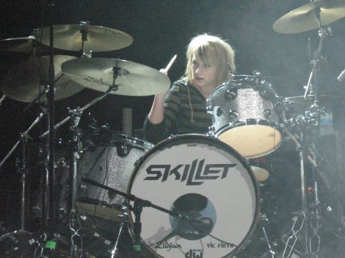Photo by wickeddrumma9183 @ Skillet Forum